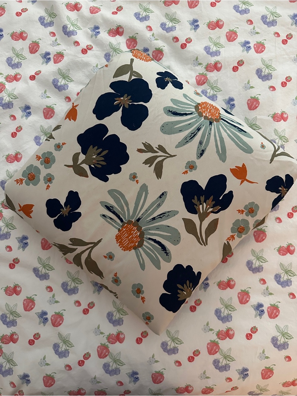 Opalhouse Blue Floral Velvet duvet cover Full/Queen & 2 Shams Reversible